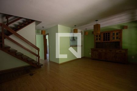 Sala 1 de casa de condomínio para alugar com 3 quartos, 210m² em Vargem Grande, Rio de Janeiro