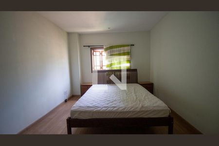 Casa de condomínio para alugar com 210m², 4 quartos e 1 vaga Casa de condomínio para alugar com 210m², 4 quartos e 1 vagaQuarto 2