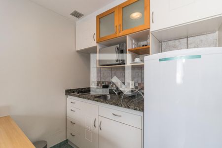 Sala/Cozinha de apartamento à venda com 1 quarto, 44m² em Rio Branco, Porto Alegre