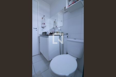 Apartamento à venda com 86m², 3 quartos e 2 vagas Apartamento à venda com 86m², 3 quartos e 2 vagasBanheiro da Suíte