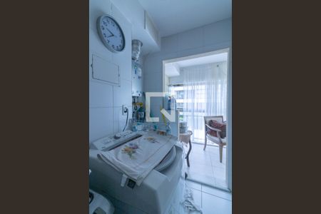 Apartamento à venda com 86m², 3 quartos e 2 vagas Apartamento à venda com 86m², 3 quartos e 2 vagasÁrea de Serviço