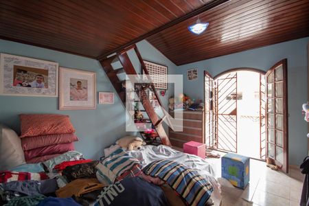 Casa à venda com 181m², 2 quartos e 2 vagas Casa à venda com 181m², 2 quartos e 2 vagasQuarto 2