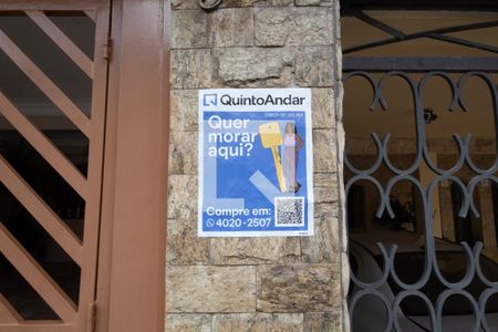 Casa à venda com 181m², 2 quartos e 2 vagas Casa à venda com 181m², 2 quartos e 2 vagasPlaca