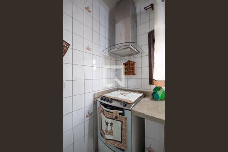 Casa à venda com 181m², 2 quartos e 2 vagas Casa à venda com 181m², 2 quartos e 2 vagasCozinha