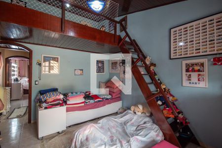 Casa à venda com 181m², 2 quartos e 2 vagas Casa à venda com 181m², 2 quartos e 2 vagasQuarto 2