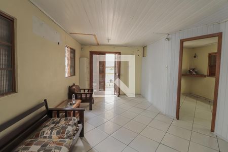 Sala de casa à venda com 2 quartos, 150m² em Canudos, Novo Hamburgo