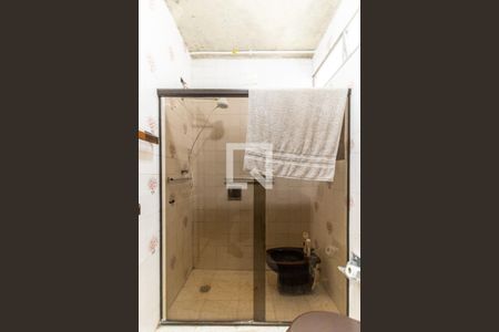 Apartamento para alugar com 60m², 2 quartos e sem vagaBanheiro - Box