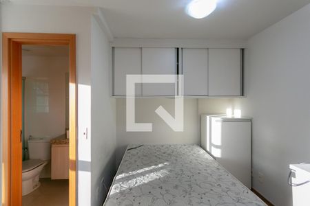 Suíte de apartamento para alugar com 1 quarto, 79m² em Lourdes, Belo Horizonte