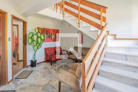 Apartamento à venda com 200m², 3 quartos e 2 vagas Apartamento à venda com 200m², 3 quartos e 2 vagasHall de entrada