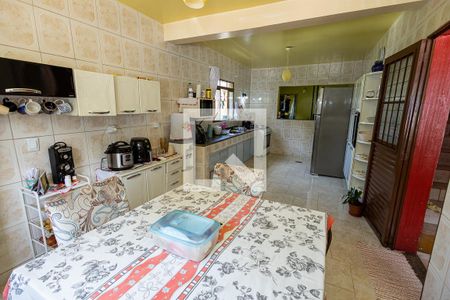 Casa à venda com 415m², 5 quartos e 3 vagasCozinha