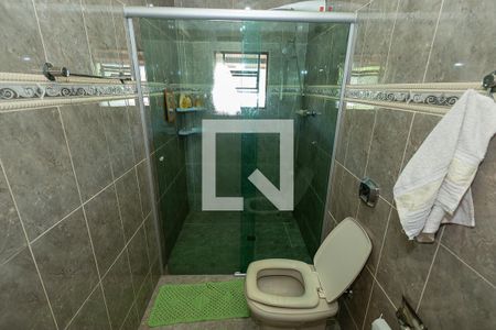 Casa à venda com 415m², 5 quartos e 3 vagasBanheiro social
