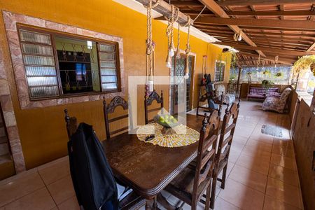 Casa à venda com 415m², 5 quartos e 3 vagasVaranda