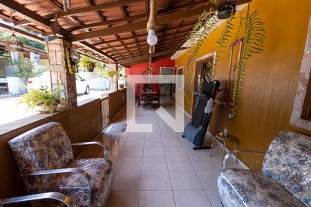 Casa à venda com 415m², 5 quartos e 3 vagasVaranda