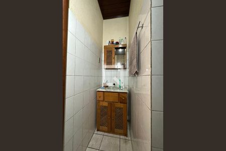 Casa à venda com 100m², 3 quartos e 1 vagaBanheiro