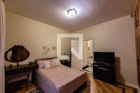 Casa à venda com 280m², 3 quartos e 3 vagas Casa à venda com 280m², 3 quartos e 3 vagasQuarto 2