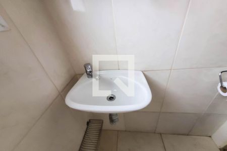 Casa à venda com 280m², 3 quartos e 3 vagas Casa à venda com 280m², 3 quartos e 3 vagasBanheiro Quarto 1 visitas