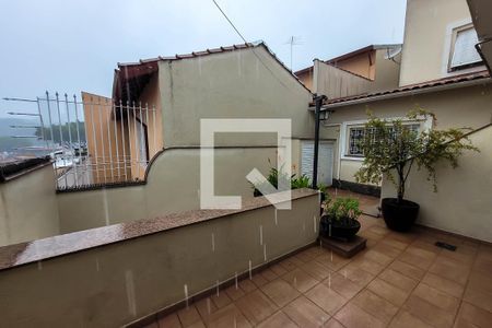 Casa à venda com 280m², 3 quartos e 3 vagas Casa à venda com 280m², 3 quartos e 3 vagasQuintal