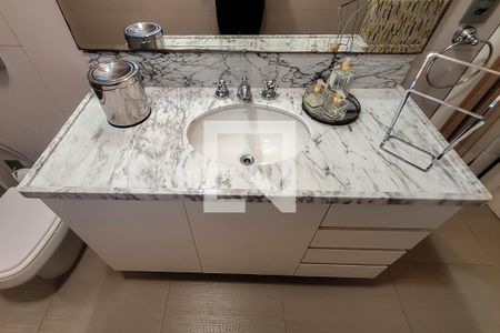 Casa à venda com 280m², 3 quartos e 3 vagas Casa à venda com 280m², 3 quartos e 3 vagasBanheiro Quarto 3 - Suíte