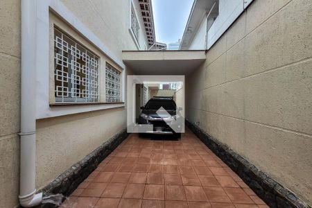 Casa à venda com 280m², 3 quartos e 3 vagas Casa à venda com 280m², 3 quartos e 3 vagasGaragem