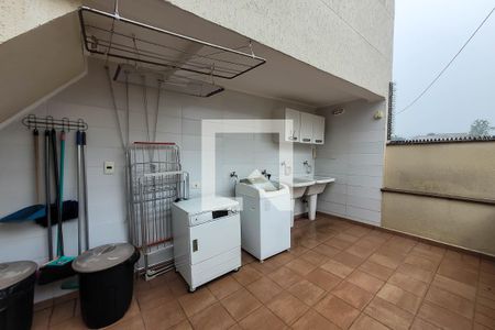 Casa à venda com 280m², 3 quartos e 3 vagas Casa à venda com 280m², 3 quartos e 3 vagasÁrea de Serviço