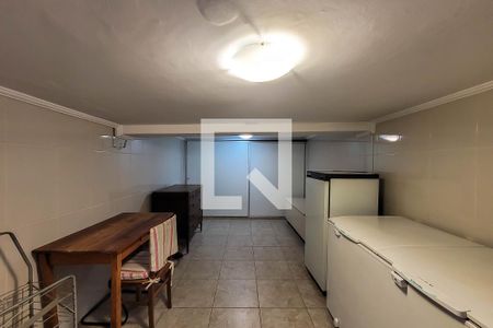 Casa à venda com 280m², 3 quartos e 3 vagas Casa à venda com 280m², 3 quartos e 3 vagasdeposito