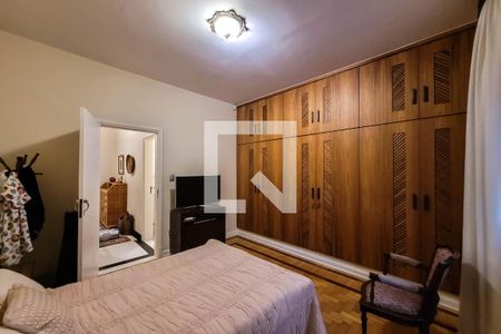 Casa à venda com 280m², 3 quartos e 3 vagas Casa à venda com 280m², 3 quartos e 3 vagasQuarto 2