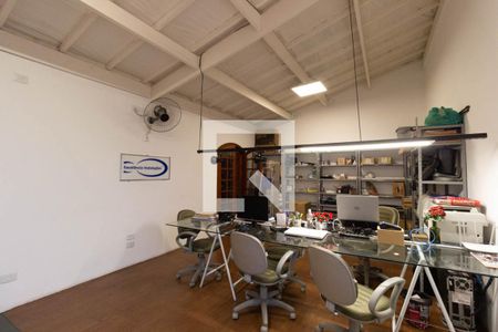 Apartamento à venda com 130m², 4 quartos e 3 vagasEscritório / Suíte 2