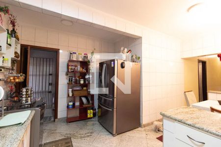 Apartamento à venda com 130m², 4 quartos e 3 vagasCozinha