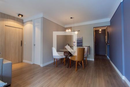 Sala de apartamento para alugar com 2 quartos, 70m² em Vila Suzana, São Paulo