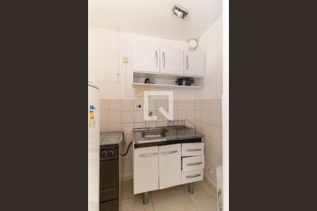 Cozinha de apartamento à venda com 1 quarto, 32m² em Aclimação, São Paulo