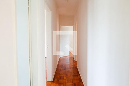 Corredor  de apartamento à venda com 3 quartos, 119m² em Jardim, Santo André