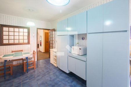 Casa à venda com 240m², 3 quartos e 4 vagasCozinha