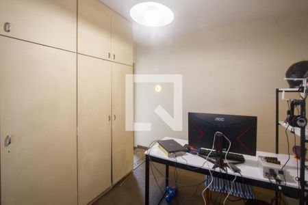 Casa à venda com 240m², 3 quartos e 4 vagasSala 2