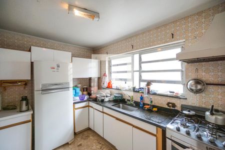 Casa à venda com 232m², 3 quartos e 3 vagasCozinha