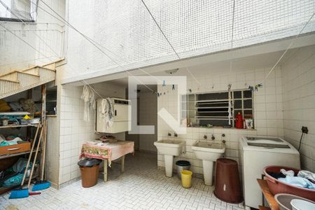 Casa à venda com 232m², 3 quartos e 3 vagasQuintal