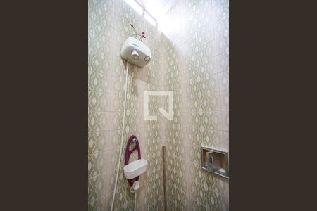 Casa à venda com 232m², 3 quartos e 3 vagasChuveiro