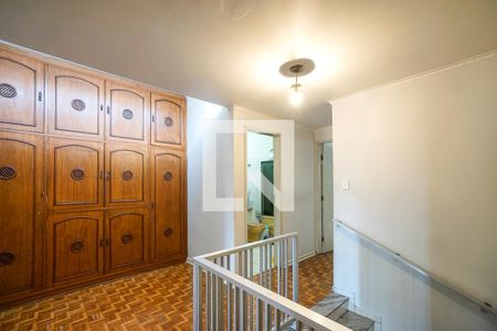 Casa à venda com 232m², 3 quartos e 3 vagasHall dos quartos