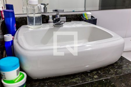 Apartamento para alugar com 42m², 2 quartos e 1 vagaDetalhe do Banheiro