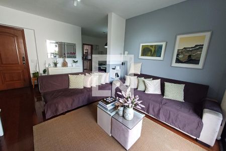 Sala  de apartamento à venda com 3 quartos, 100m² em Ingá, Niterói