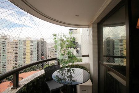 Varanda  de apartamento para alugar com 1 quarto, 51m² em Bela Vista, São Paulo