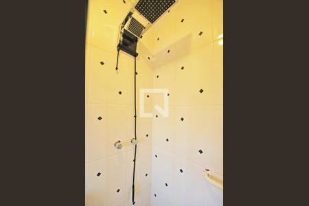 Casa de condomínio à venda com 117m², 2 quartos e 2 vagasBanheiro da Suíte 1