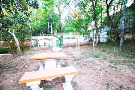 Casa de condomínio à venda com 117m², 2 quartos e 2 vagasEspaço Pet