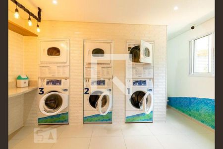 Studio para alugar com 27m², 1 quarto e sem vaga Studio para alugar com 27m², 1 quarto e sem vagaÁrea comum -Lavanderia