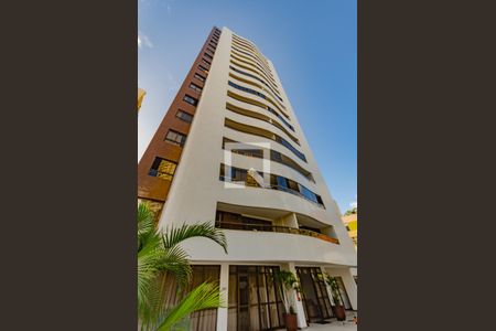 Apartamento para alugar com 100m², 2 quartos e 2 vagasFachada do Condomínio