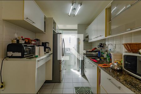 Apartamento para alugar com 100m², 2 quartos e 2 vagasCozinha