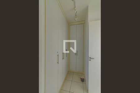 Apartamento para alugar com 100m², 2 quartos e 2 vagasCloset suite 2