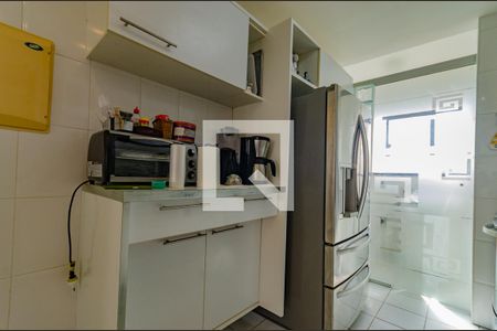 Apartamento para alugar com 100m², 2 quartos e 2 vagasCozinha
