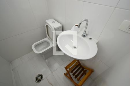 Casa à venda com 200m², 2 quartos e 3 vagasBanheiro 2