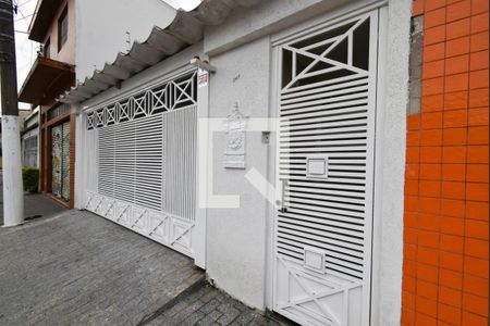 Casa à venda com 200m², 2 quartos e 3 vagasFachada