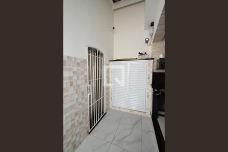 Casa à venda com 200m², 2 quartos e 3 vagasEntrada